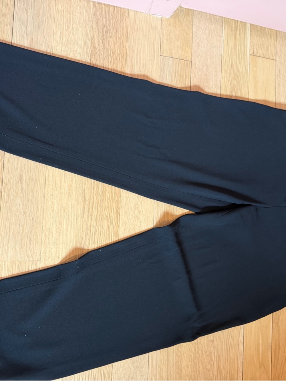DKNY Black Elastic Waist Pull-On Pants